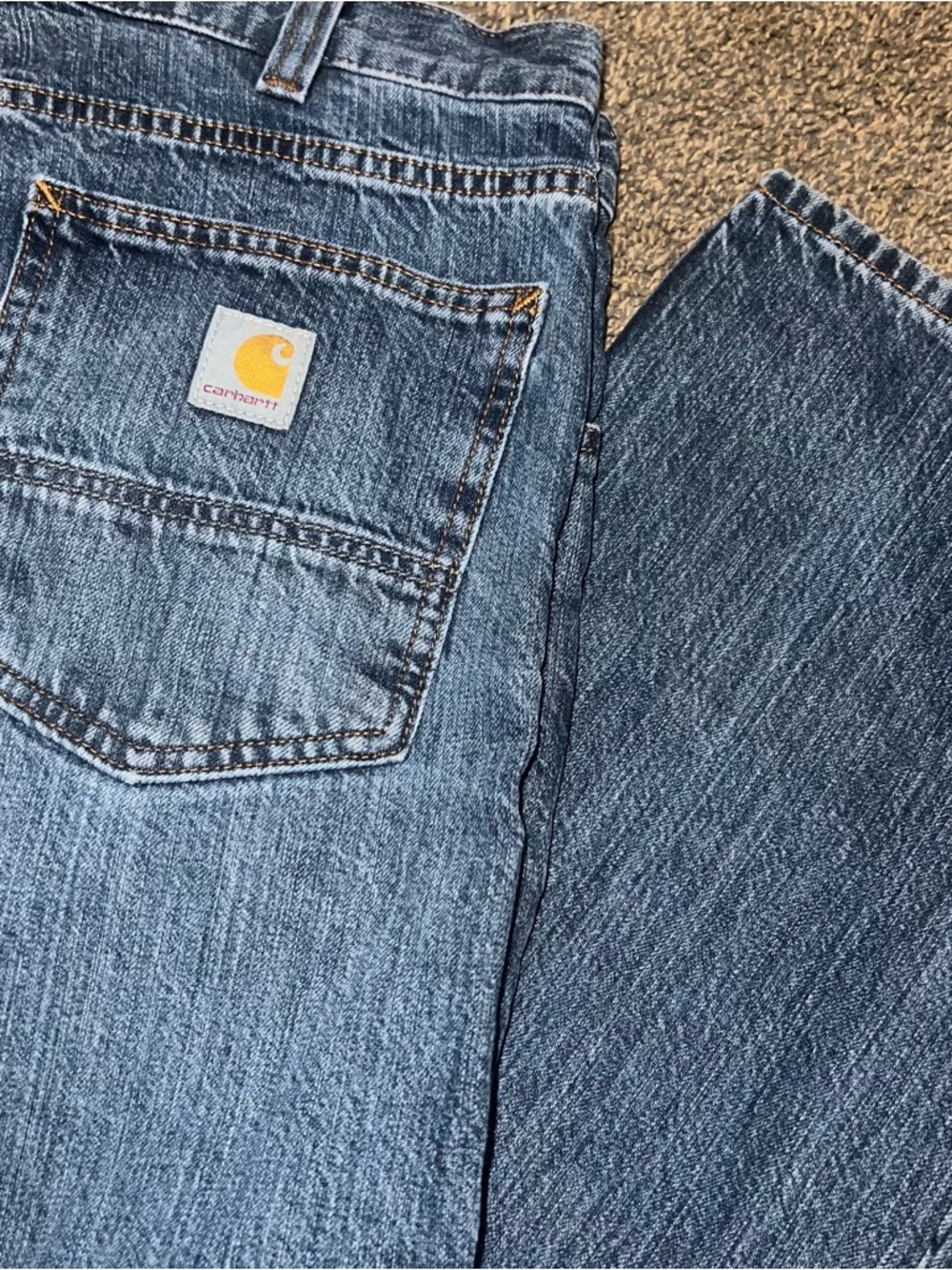 Carhartt BD5119-M Relaxed fit Denim Casual Workwear Jeans Men’s Size 33x34